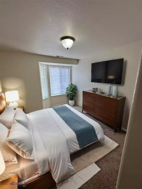 1096 Longbow Ln #2F, Bozeman, MT 59718