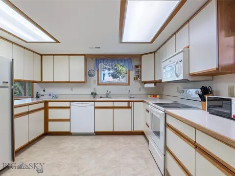 101 E Armitage St, Ennis, MT 59729 photo 26