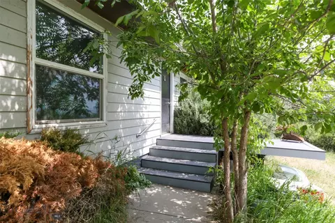 121 E Montana St, Livingston, MT 59047