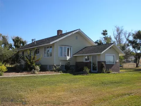 7 Robbins Ln, Whitehall, MT 59759