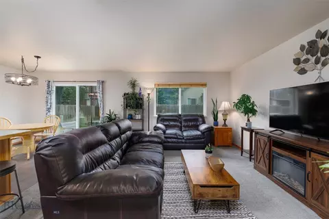 154 E Magnolia Dr, Belgrade, MT 59714