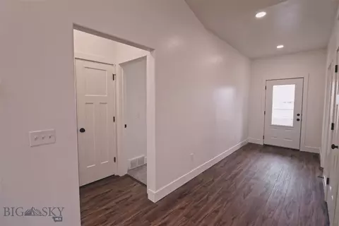 Entry Way - 46 Platinum Ln, Great Falls, MT 59404 photo 4 of 14