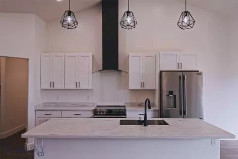 Kitchen - 46 Platinum Ln, Great Falls, MT 59404 photo 2 of 7