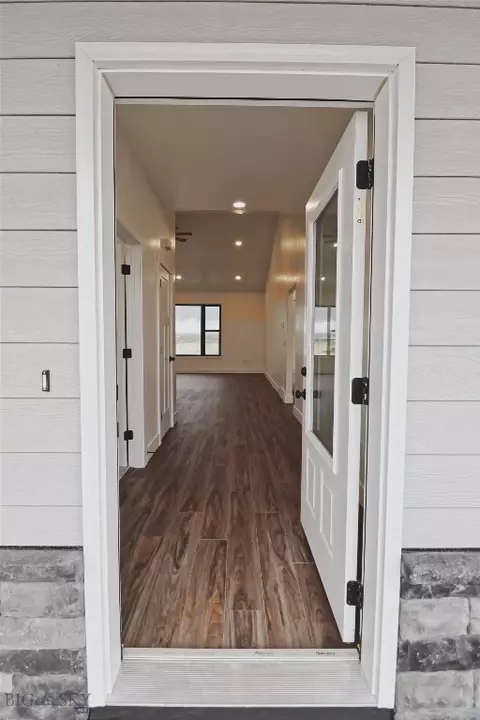 Entry Way - 46 Platinum Ln, Great Falls, MT 59404 photo 1 of 14