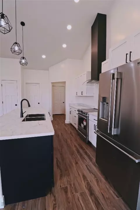 Kitchen - 46 Platinum Ln, Great Falls, MT 59404 photo 4 of 7