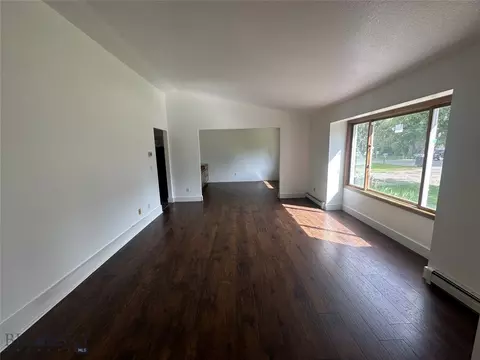 695 Doane, Bozeman, MT 59718 photo 4