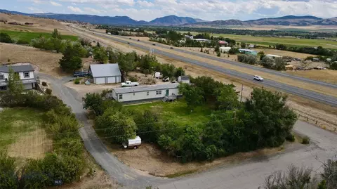 20 East Rd, Whitehall, MT 59759