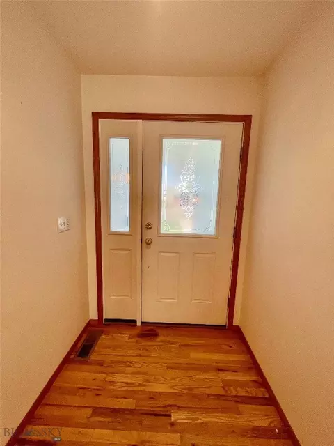 1132 E Center St, Dillon, MT 59725 photo 7