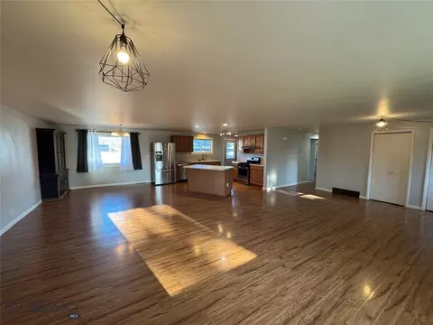 204 W 8th Ave, Big Timber, MT 59011 photo 5