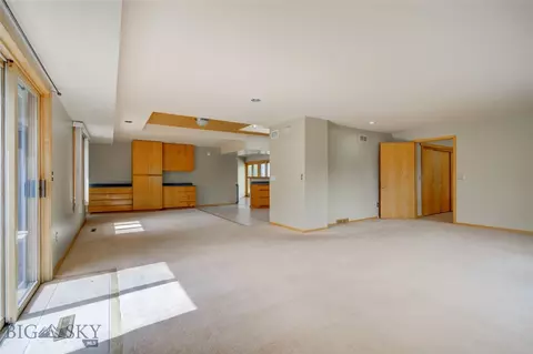 Living - 311 Donegal Dr, Bozeman, MT 59715 photo 2 of 8