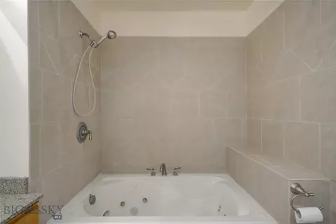 Bath - 311 Donegal Dr, Bozeman, MT 59715 photo 5 of 10