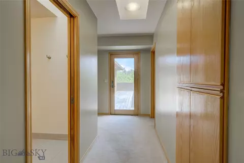 Entry Way - 311 Donegal Dr, Bozeman, MT 59715 photo 3 of 5