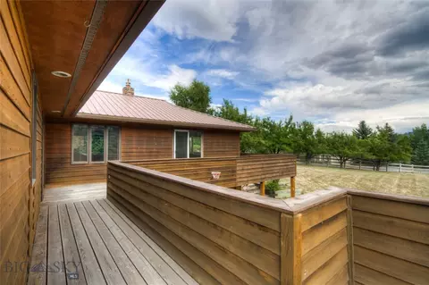 Exterior - 311 Donegal Dr, Bozeman, MT 59715 photo 5 of 8