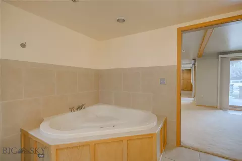 Bath - 311 Donegal Dr, Bozeman, MT 59715 photo 1 of 10