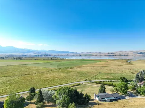 152 Ennis Lake Rd, Ennis, MT 59729