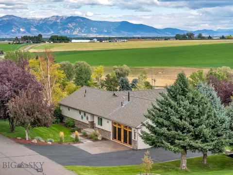 6070 Century Dr, Manhattan, MT 59741