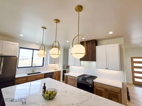 Kitchen - 98 Rolling Prairie Way, Three Forks, MT 59752 photo 6 of 8
