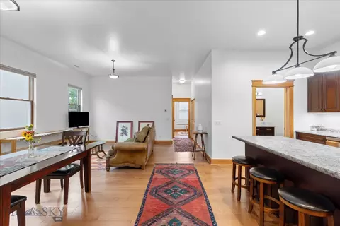 228 S Main St #3, Livingston, MT 59047