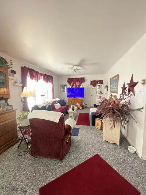 319 2nd Ave E, Three Forks, MT 59752 photo 3