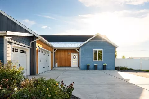 300 Stewart Loop, Bozeman, MT 59718 photo 3