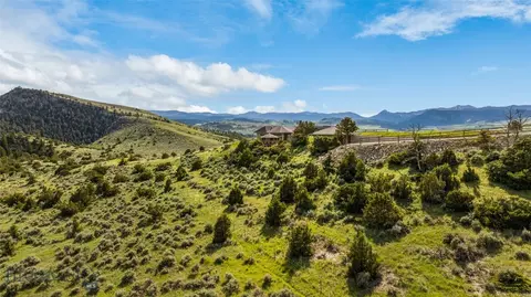 506 Brackett Creek Rd, Clyde Park, MT 59018