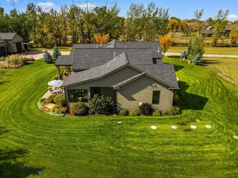 Exterior - 76 Silver Fox Ln, Belgrade, MT 59714 photo 10 of 24