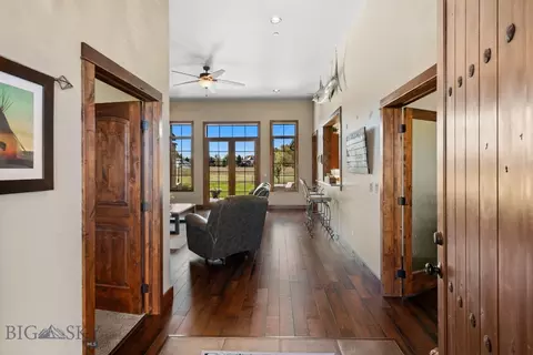 Entry Way - 76 Silver Fox Ln, Belgrade, MT 59714 photo 2 of 3