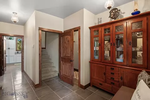 Entry Way - 76 Silver Fox Ln, Belgrade, MT 59714 photo 3 of 3