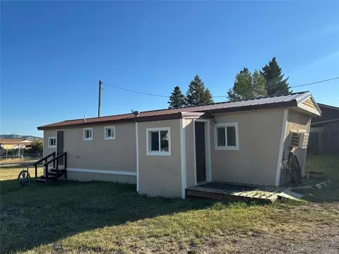 501 E Hampton St, White Sulphur Springs, MT 59645