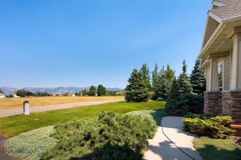 104 Liberty Dr, Bozeman, MT 59715 photo 4