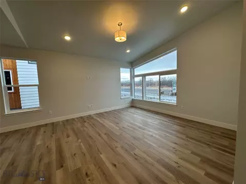 8 Westgate Ave, Bozeman, MT 59718 photo 5