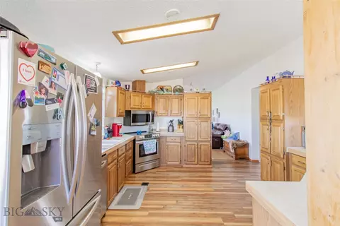 50 Crying George Rd, Butte, MT 59701 photo 9