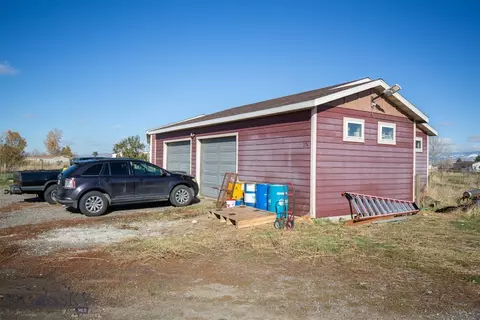 276 Blackhawk Ln, Belgrade, MT 59714 photo 2
