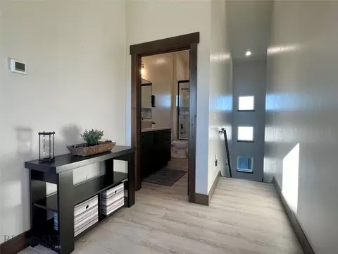 Entry Way - 109 Cushing Rd, Manhattan, MT 59741 photo 4 of 10