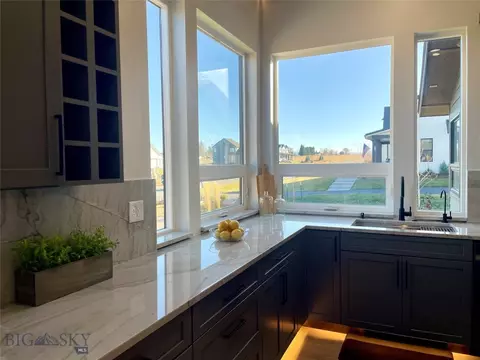 Kitchen - 109 Cushing Rd, Manhattan, MT 59741 photo 2 of 17
