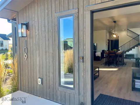Entry Way - 109 Cushing Rd, Manhattan, MT 59741 photo 1 of 10