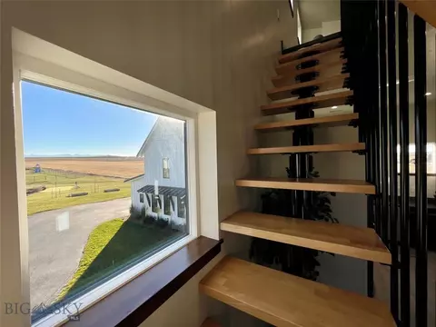 Entry Way - 109 Cushing Rd, Manhattan, MT 59741 photo 9 of 10