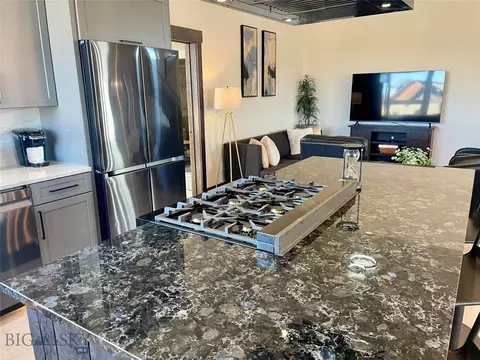 Kitchen - 109 Cushing Rd, Manhattan, MT 59741 photo 3 of 17