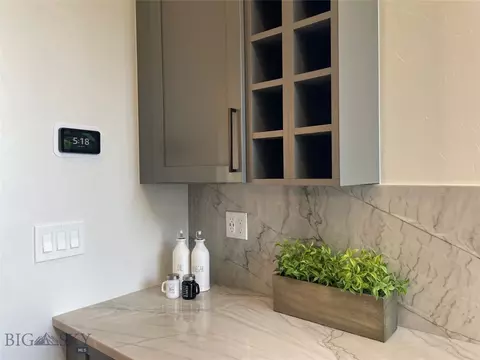 Kitchen - 109 Cushing Rd, Manhattan, MT 59741 photo 7 of 17