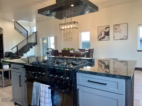 Kitchen - 109 Cushing Rd, Manhattan, MT 59741 photo 4 of 17