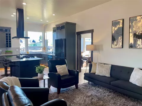 Living - 109 Cushing Rd, Manhattan, MT 59741 photo 2 of 7
