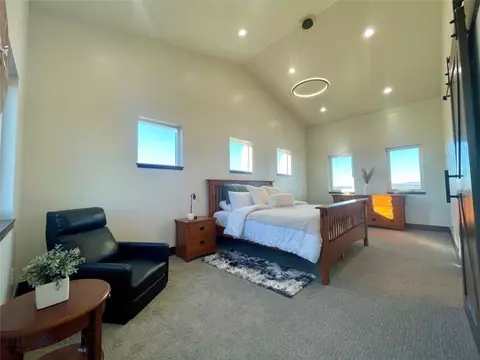 Bedroom - 109 Cushing Rd, Manhattan, MT 59741 photo 2 of 8
