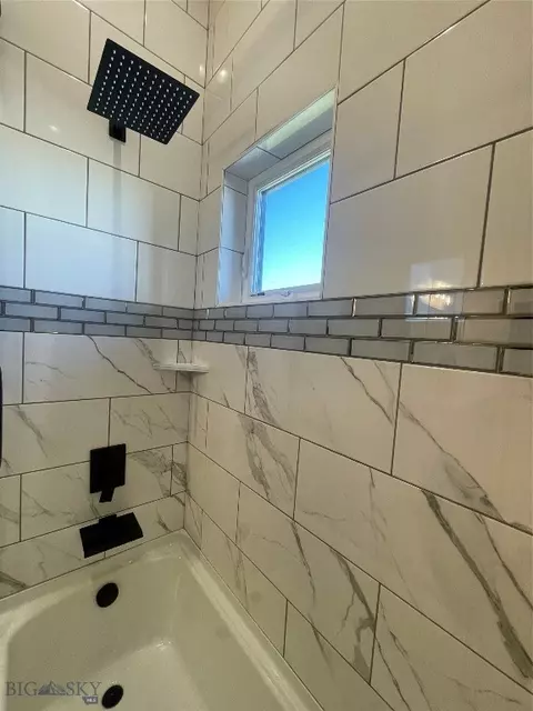 Bath - 109 Cushing Rd, Manhattan, MT 59741 photo 8 of 15