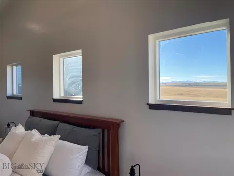 Bedroom - 109 Cushing Rd, Manhattan, MT 59741 photo 3 of 8