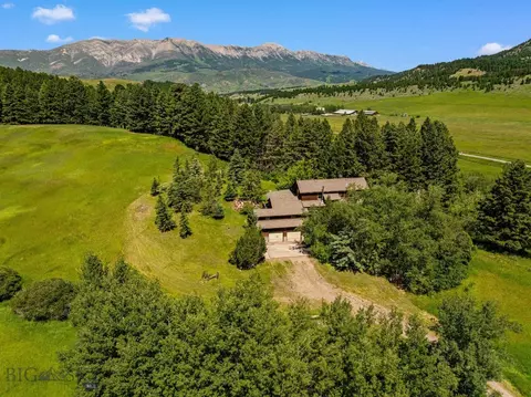 4861 Jackson Creek Rd, Bozeman, MT 59715