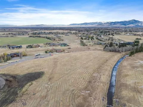 156 Robert Ct, Bozeman, MT 59718 photo 4