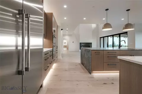 Kitchen - 185 Forest View Dr, Bozeman, MT 59715 photo 8 of 15