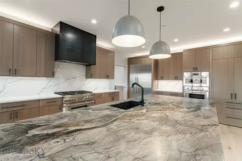 Kitchen - 185 Forest View Dr, Bozeman, MT 59715 photo 13 of 15