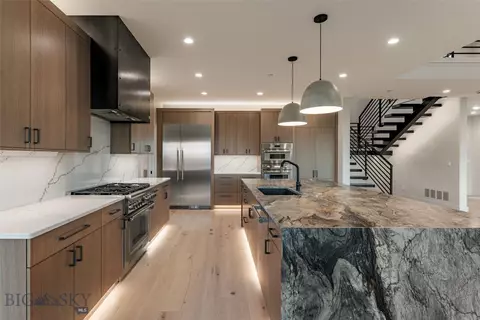 185 Forest View Dr, Bozeman, MT 59715
