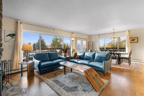 Living - 1 Hitching Post Rd, Bozeman, MT 59715 photo 3 of 10